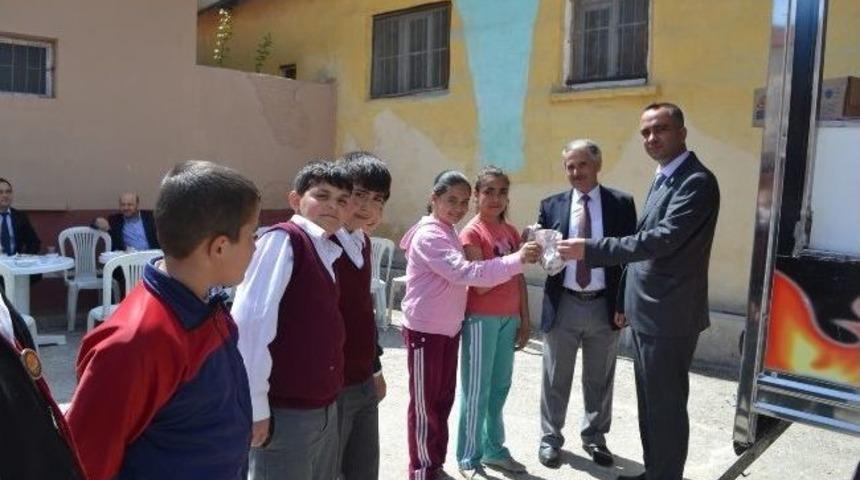 700 &Ouml;ğrenciye Lokma Dağıtıldı