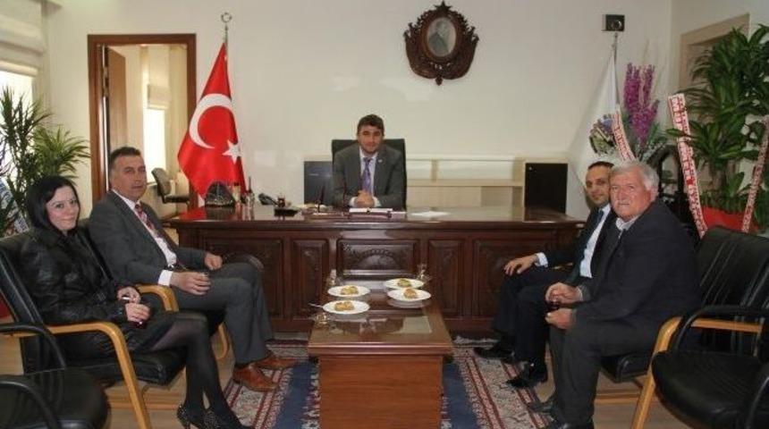 Başkan Tosun, Ziyaret&ccedil;i Akınına Uğruyor