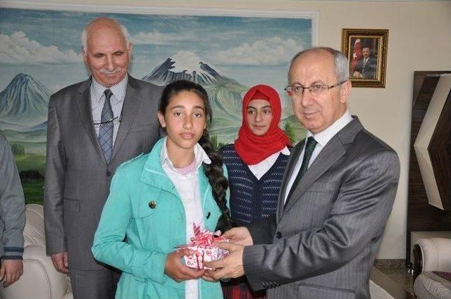 Bölge Birincisi Öğrencilerden Vali Haner’e Ziyaret 1