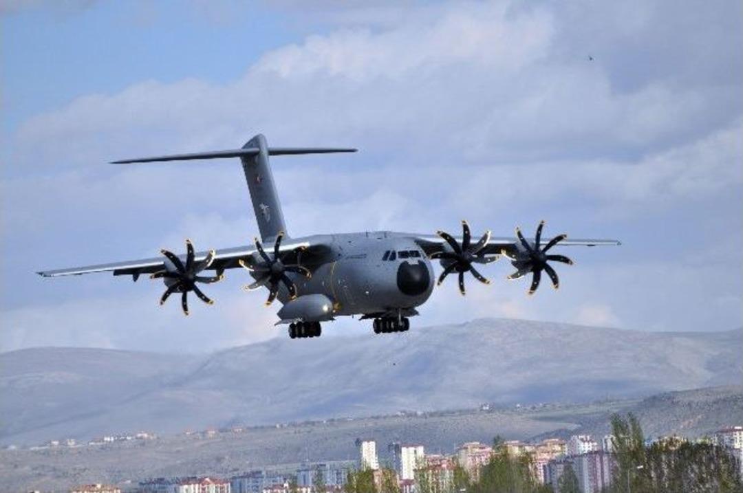 Dev Askeri Nakliye U&ccedil;ağı 'atlas' Kayseri&rsquo;de