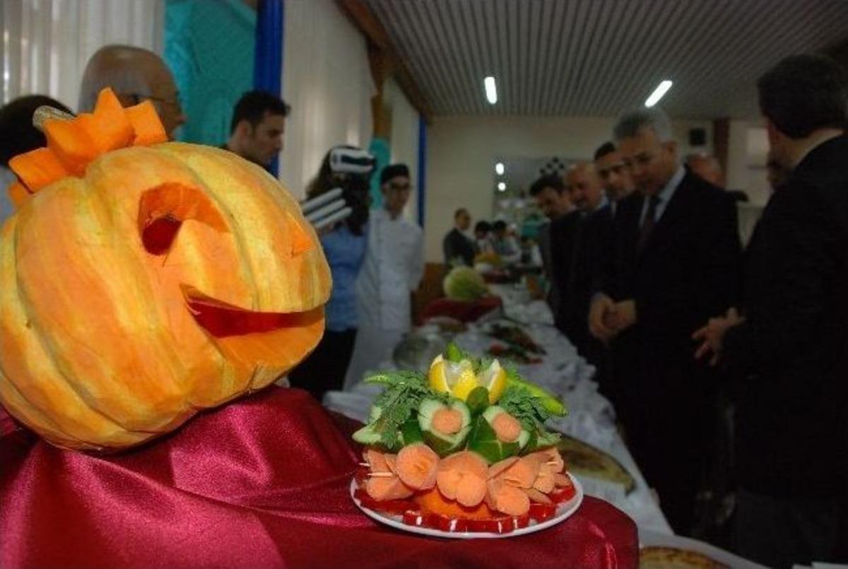 &Ouml;ğrenciler H&uuml;nerlerini Sergiledi