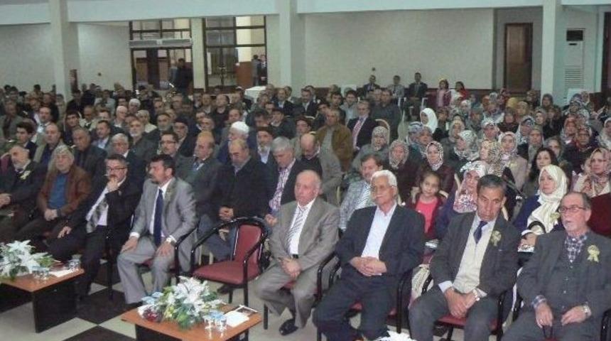 Boz&uuml;y&uuml;k'te 'peygamber Din Ve Samimiyet' Konulu Konferans