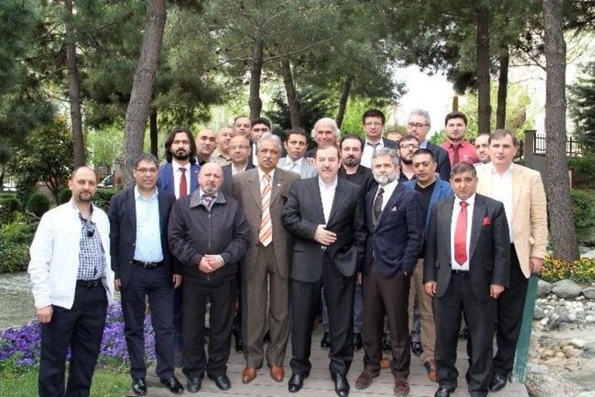 İygad Y&ouml;netimi Başkan Kadıoğlu İle Kahvaltıda Bir Araya Geldi