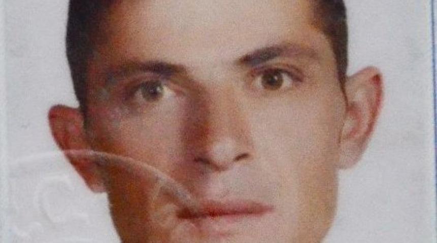 Koyun Otlatan &Ccedil;oban Tabanca İle Kendini Yaraladı