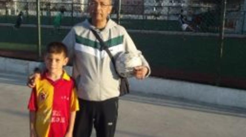 Aydın'da &Ccedil;ocuklar Sokaktan Sahaya Kazandırılıyor