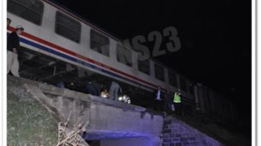 Elazığ'da Tren Kazası 2 ağır yaralı