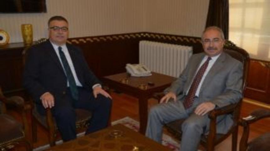 Kırklareli Belediye Başkanı Kesimoğlu Vali Yaman'ı Ziyaret Etti