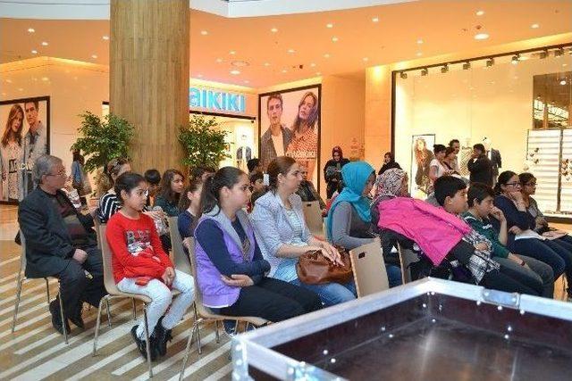 Psikolog Birsen: &ldquo;sınav Stresini Sosyalleşerek Atın&rdquo; 1