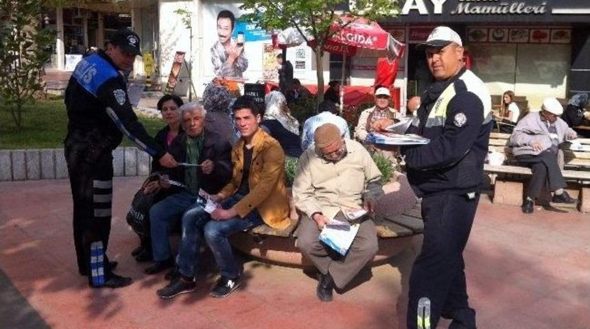 Nazilli Polisinden S&uuml;r&uuml;c&uuml;lere Broş&uuml;rl&uuml; Uyarı