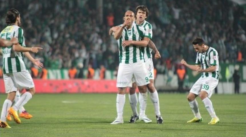 Bursaspor İstanbul Takımlarına Diş Ge&ccedil;iremedi