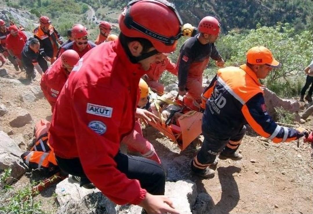 Mağarada Mahsur Kalan Vatandaş 4 G&uuml;n Sonra Kurtarıldı