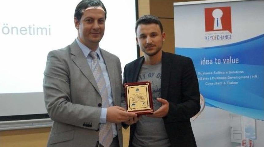 Sa&uuml;&rsquo;de Yazılım Sekt&ouml;r&uuml;nde Kariyer Planlama Konferansı D&uuml;zenlendi