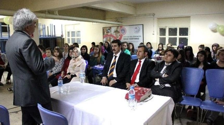 Yurt-kur Gediz Kız &Ouml;ğrenci Yurdunda &ldquo;kutlu Doğum Haftası&rdquo; Etkinliği D&uuml;zenlendi