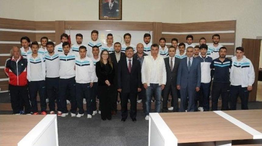 Niğde Belediyespor'dan Başkan Akdoğan'a Hayırlı Olsun Ziyareti
