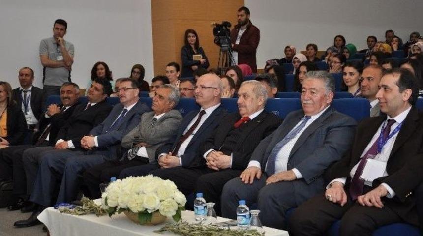 Şifa &Uuml;niversitesi'nde Zeytin Ve Sağlık Sempozyumu