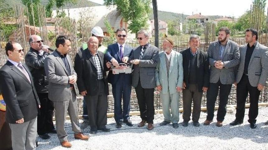 Ayşe Hatun Camii&rsquo;nin Temeli Atıldı