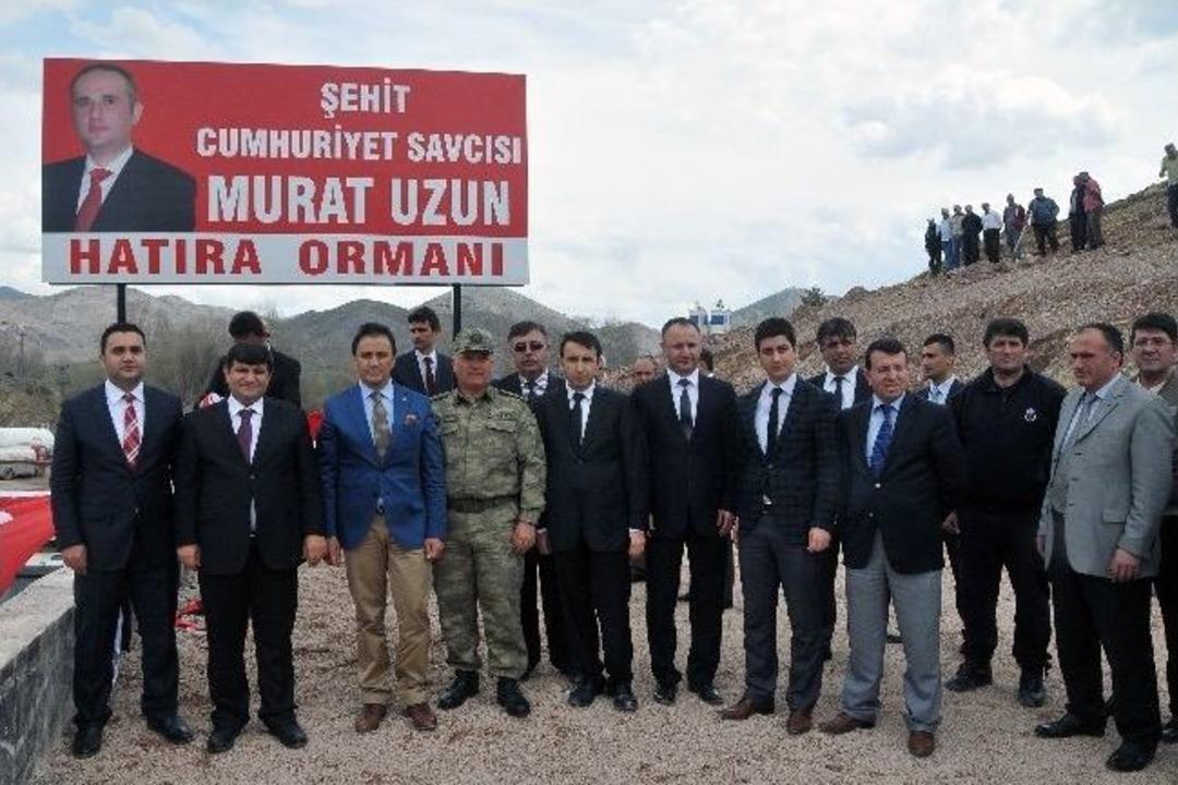 G&uuml;m&uuml;şhane&rsquo;de Şehit Savcı Murat Uzun Adına Hatıra Ormanı Oluşturuldu