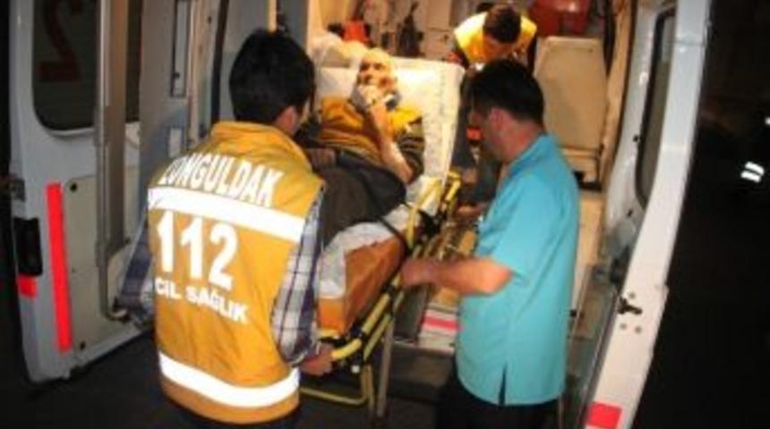 Kdz.ereğli&rsquo;de Tarım Aracı Devrildi: 4 Yaralı