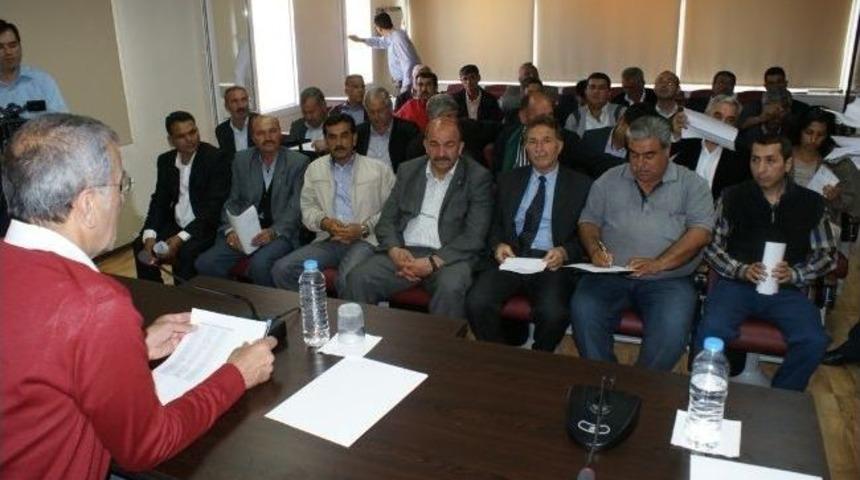 Başkan Tarhan Muhtarlarla Bir Araya Geldi