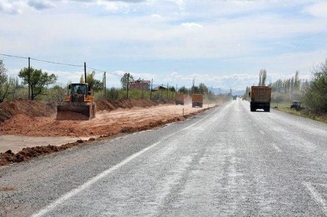 Vali Koca, Karaman-ereğli Bölünmüş Yol Çalışmalarını İnceledi