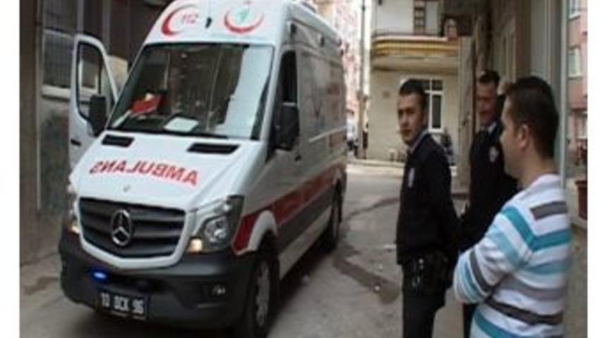 (&ouml;zel Haber) Ocakta Unutulan Yemek Evi Yakıyordu