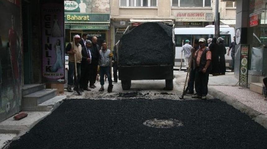 Kilis Belediyesi Yama Asfalt &Ccedil;alışmasına Başladı