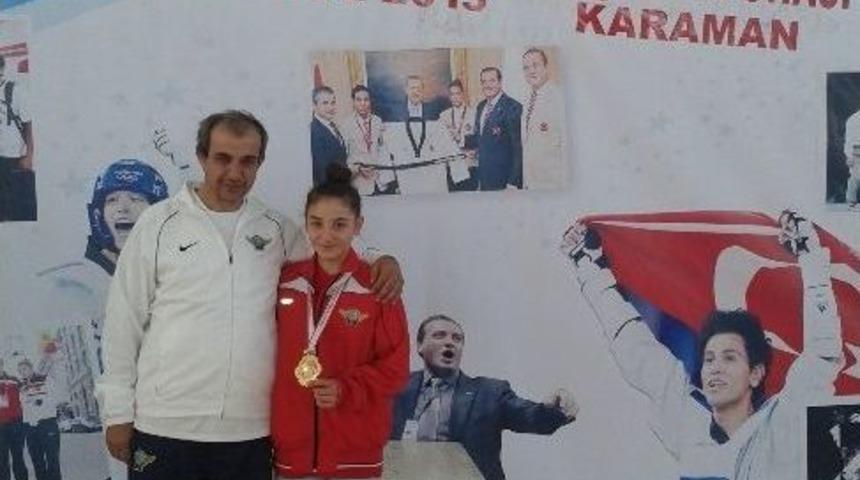 Akhisarlı 13 Yaşındaki Nuray Milli Takımda