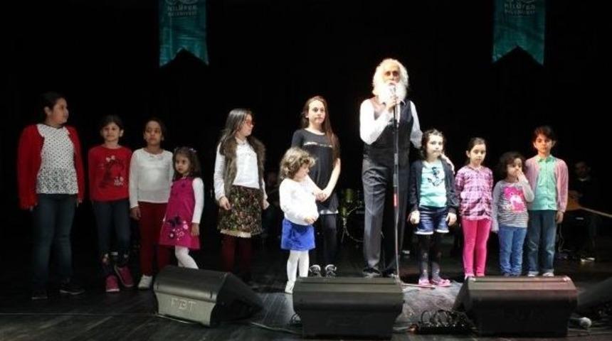 Suavi Nil&uuml;ferlilerle Buluştu