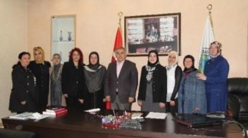 Ak Parti Kadın Kollarından Başkan İnci&rsquo;ye Ziyaret