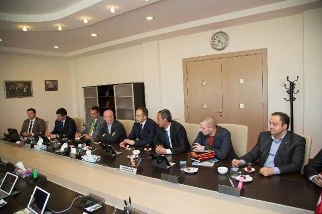 Kosova Heyeti Satso&rsquo;yu Ziyaret Etti