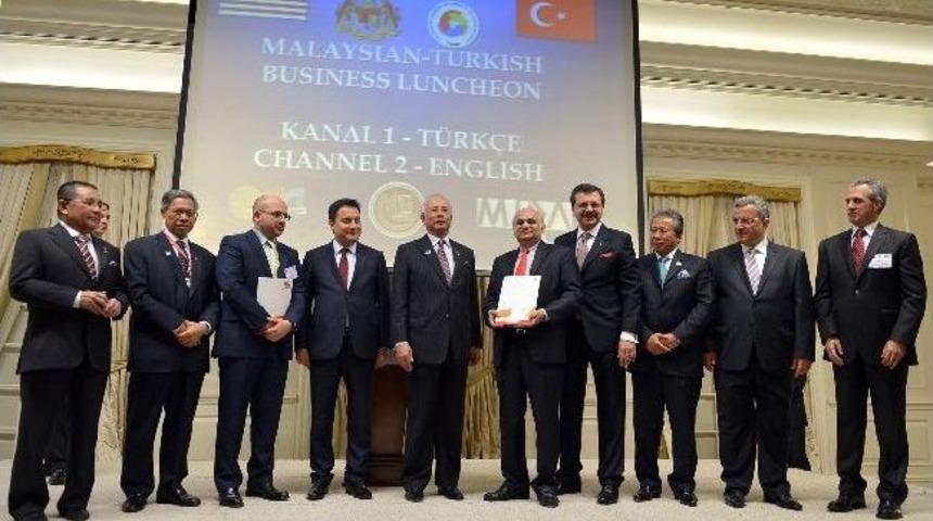 T&uuml;rkiye-malezya &Ccedil;alışma Yemeği Tobb&rsquo;da D&uuml;zenlendi