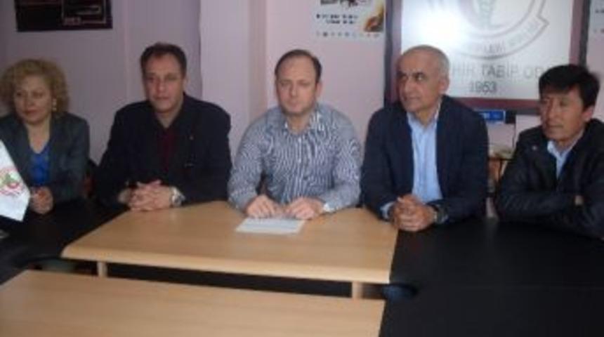 D&uuml;nya Sağlık &Ccedil;alışanlarına Y&ouml;nelik Şiddeti &Ouml;nleme G&uuml;n&uuml;