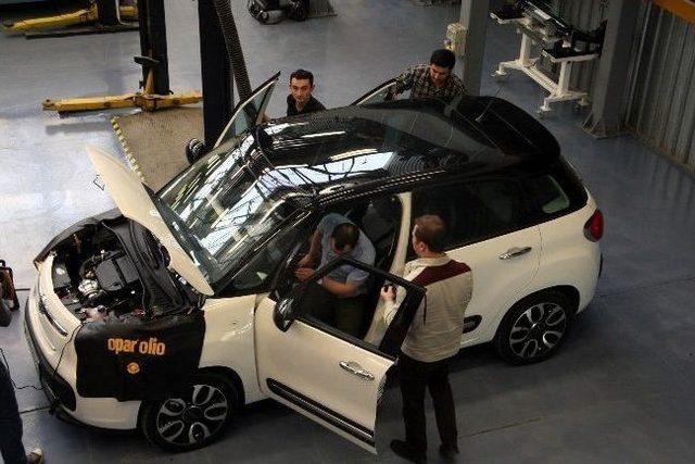 Tofaş tan Otomotiv Sekt&ouml;r&uuml;ne B&uuml;y&uuml;k Katkı: Tofaş Akademi 3