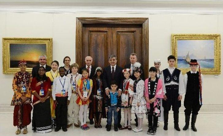 Trt Genel Müdürü Şahin Ve 23 Nisan Çocukları Çankaya Köşkü’nde G3