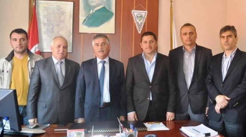 Karaduman&rsquo;dan Başkan H&uuml;seyin Uzun&rsquo;a Ziyaret