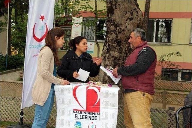 Hendek te &Uuml;cretsiz Sağlık Taraması Yapıldı 2