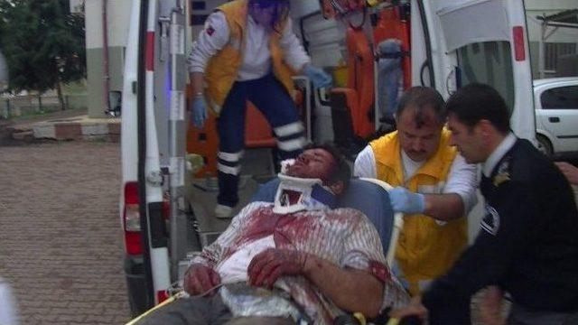 Kamyonet Şarampole U&ccedil;tu: 1 Yaralı 1