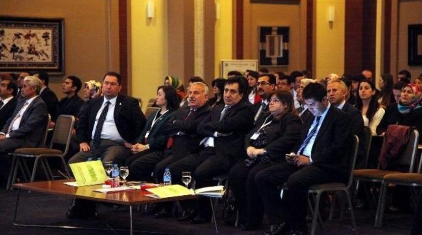 Mevsimlik Tarım İş&ccedil;ilerinin Sağlığını Geliştirme Toplantısına Yapıldı