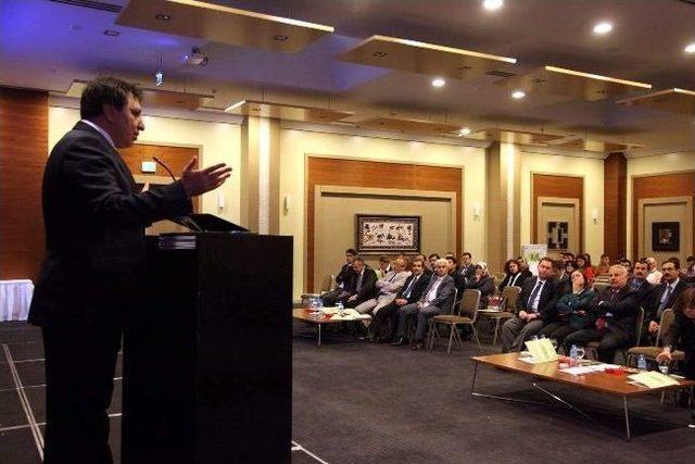 Mevsimlik Tarım İş&ccedil;ilerinin Sağlığını Geliştirme Toplantısına Yapıldı 1