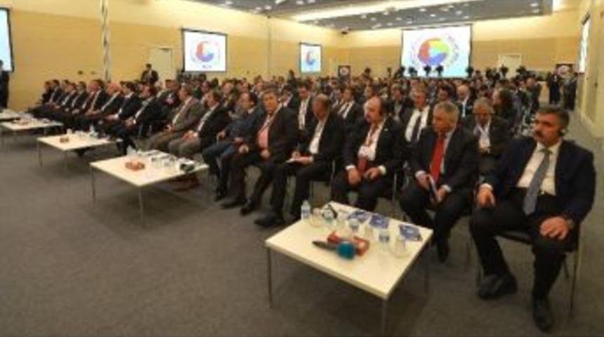 S&uuml;l&uuml;n, Milletlerarası Tahkim Semineri&rsquo;ne Katıldı