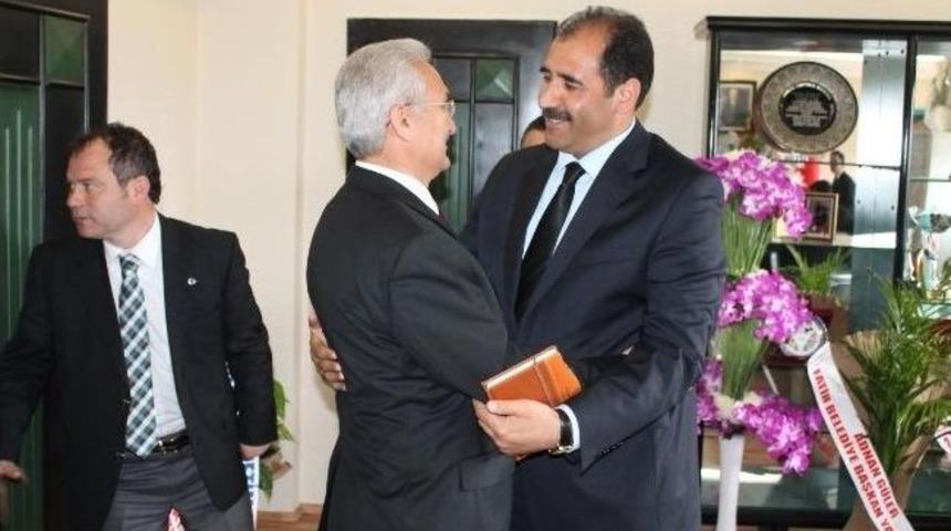 Milli Eğitim M&uuml;d&uuml;r&uuml; G&uuml;n&rsquo;den Başkan Başsoy&rsquo;a Hayırlı Olsun Ziyareti