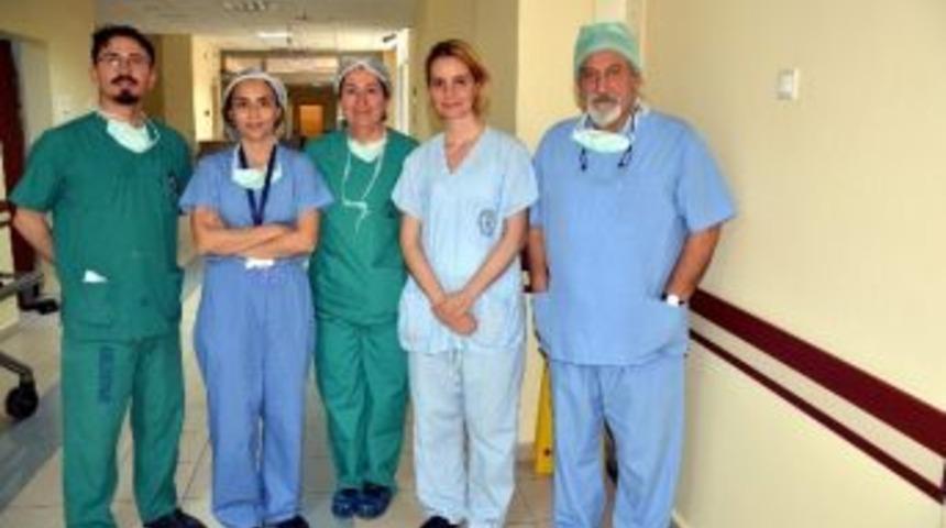 Ad&uuml; Hastanesinde Son Teknoloji Co2 Lazer Ameliyatı Ger&ccedil;ekleştirildi