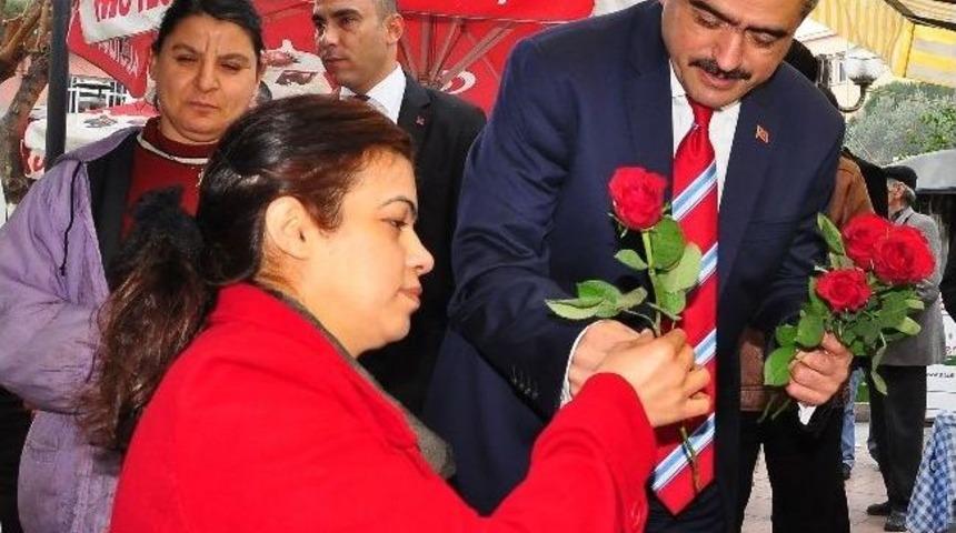 Nazilli Belediyesi G&uuml;l Dağıttı