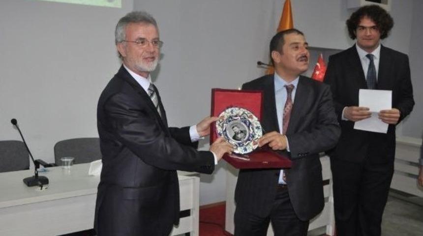 Nk&uuml;&rsquo;de 'tigem'de Tarım Ve Hayvancılığıb Yeniden Yapılandırılması' Konulu Konferans D&uuml;zenlendi