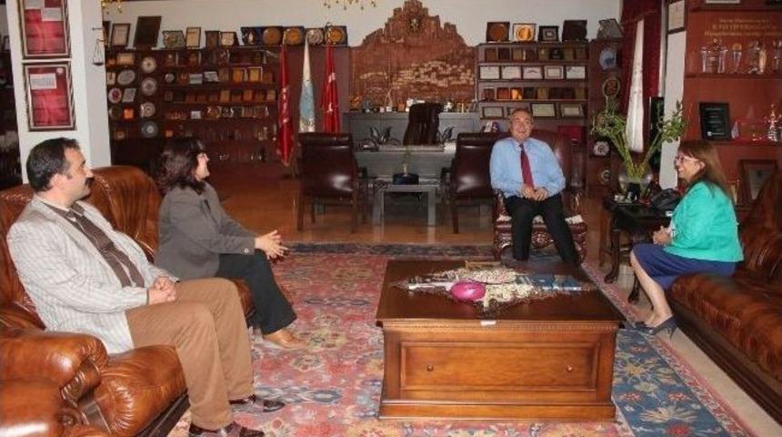 Rekt&ouml;r Kılı&ccedil;'dan &Uuml;nver'e Hayırlı Olsun Ziyareti