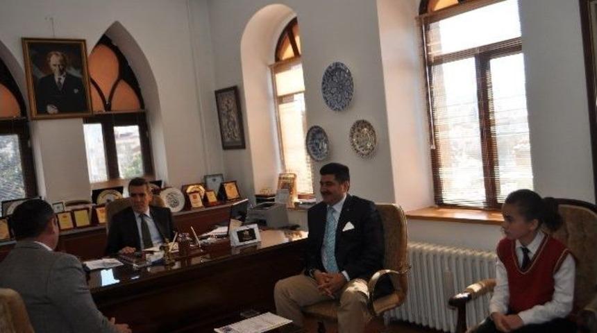 Sosyal Bilimler Olimpiyatlarında Demirci&rsquo;yi Tanıtacak