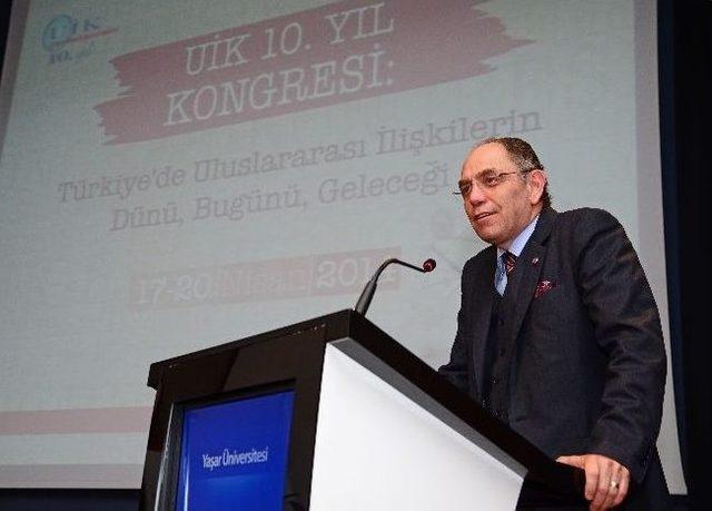 Uluslararası İlişkiler D&uuml;nyasının Kalbi İzmir de Atıyor 2