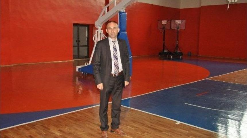 D&ouml;rtyol'da Spor Salonu Yenileme &Ccedil;alışması Tamamlandı