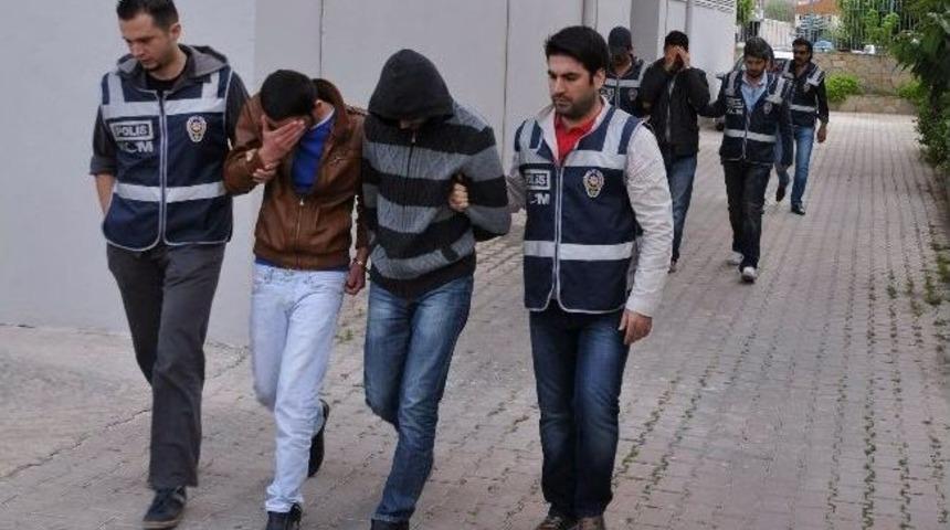 Alanya Merkezli Uyuşturucu Operasyonunda 5 Kişi Yakalandı