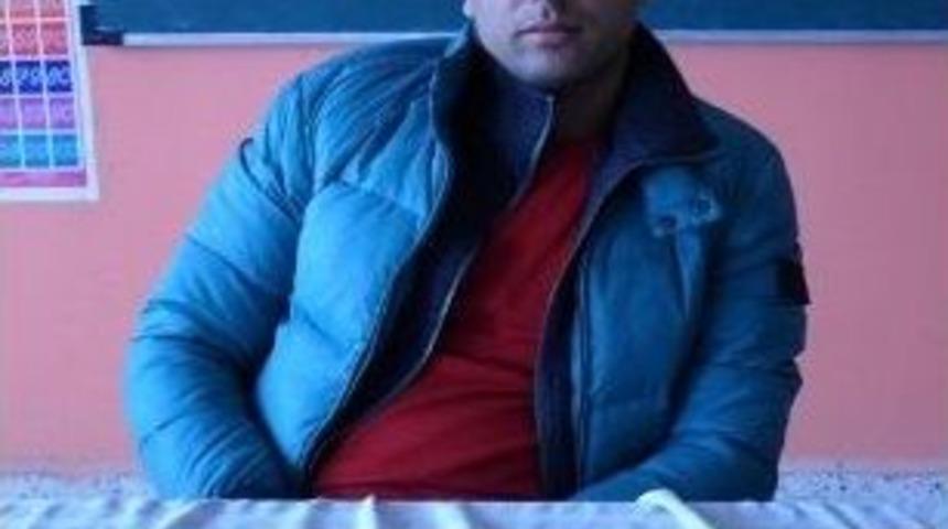 Ma&ccedil; Esnasında Kalp Krizi Ge&ccedil;iren &Ouml;ğretmen Hayatını Kaybetti